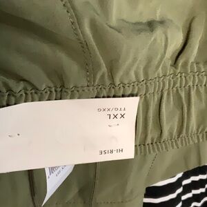 American Eagle XXL Pants NWT